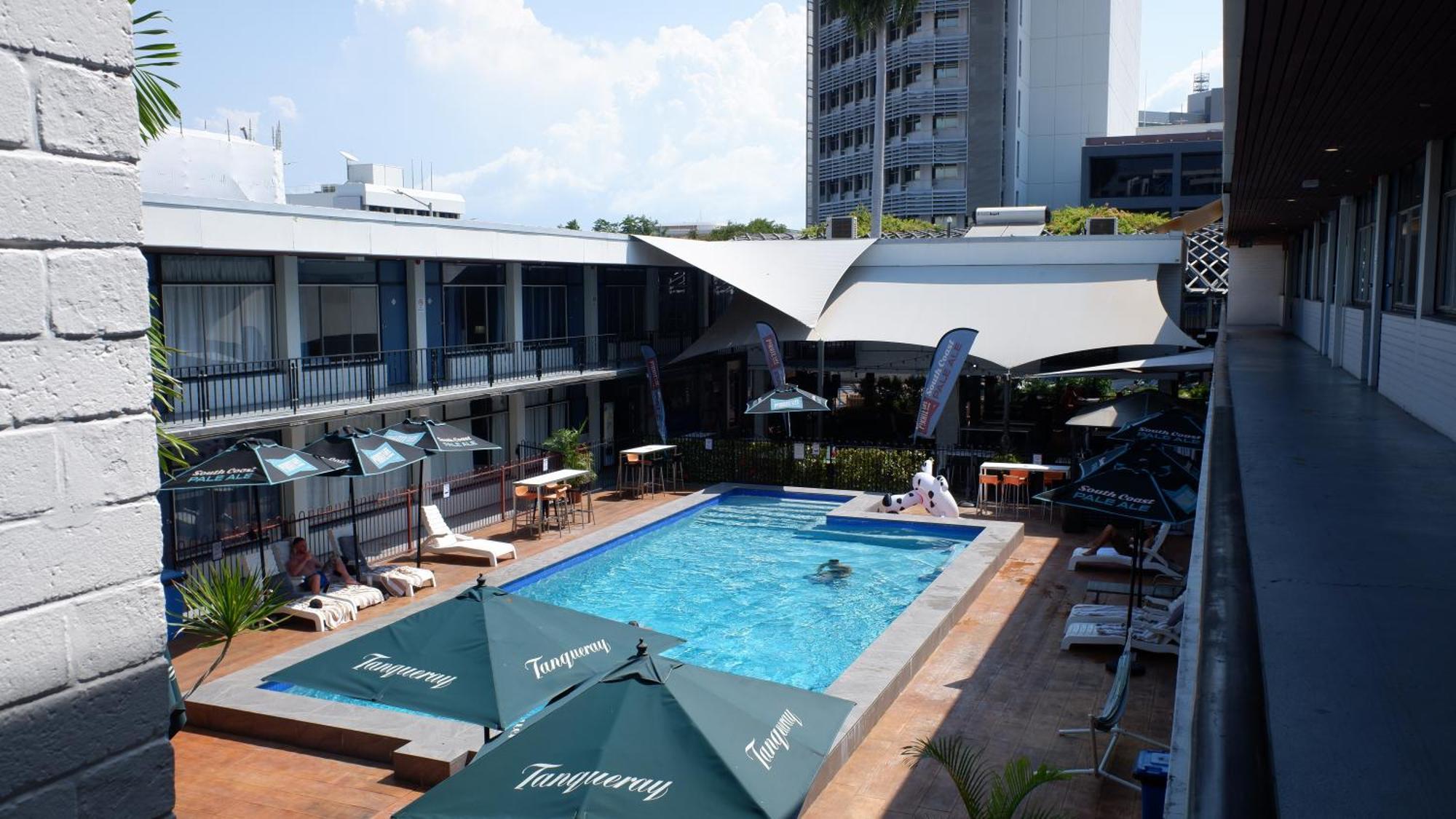 The Cavenagh Hotel Darwin Exterior photo