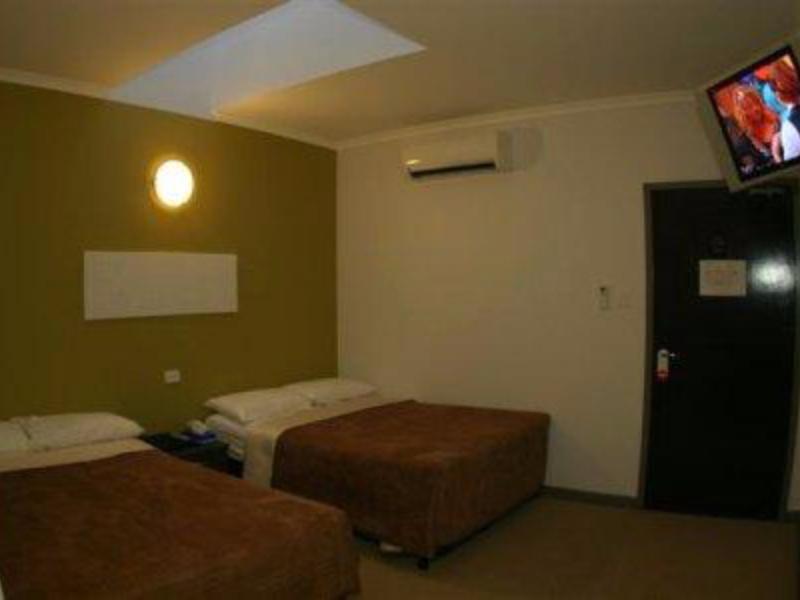 The Cavenagh Hotel Darwin Exterior photo